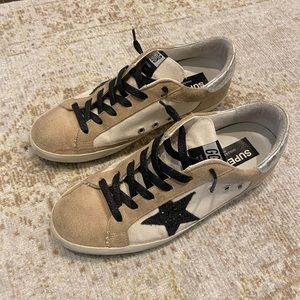 Golden Goose Superstars